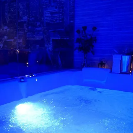 Nephele Luxury סלוניקי